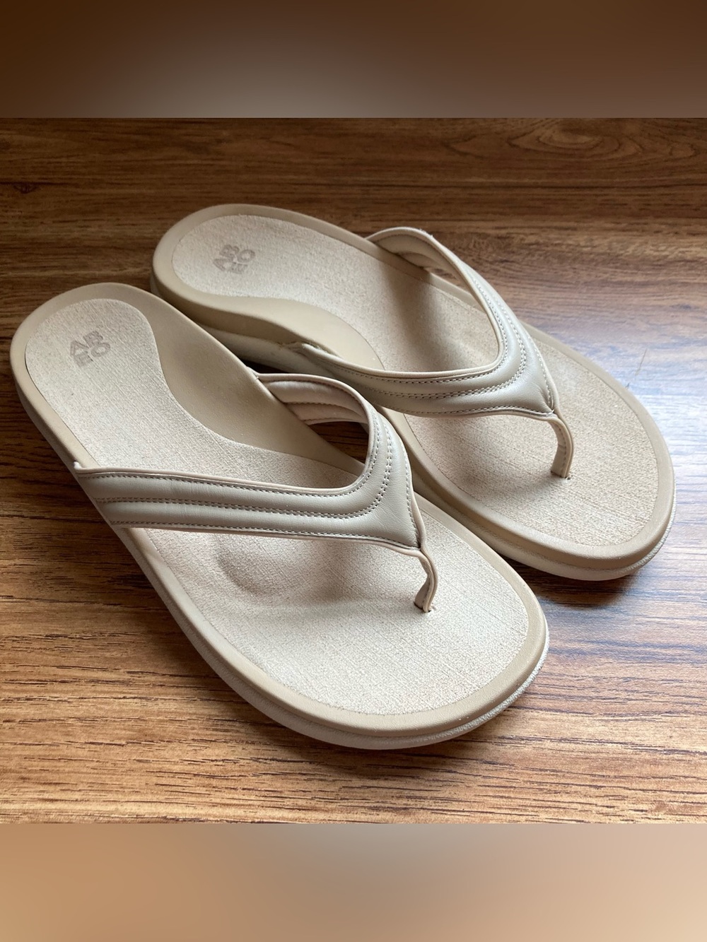 ABEO Tan Sandals